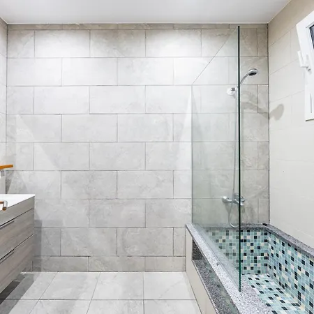 Ricardo's Village By Your Key Holiday home *