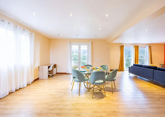 Ricardo's Village By Your Key *