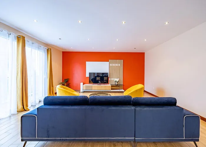 Ricardo's Village By Your Key *